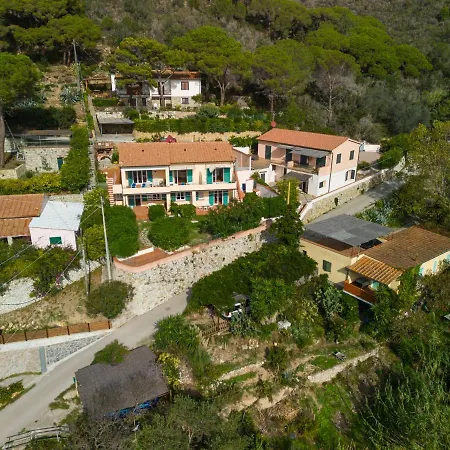 Baia Blu Apartment *