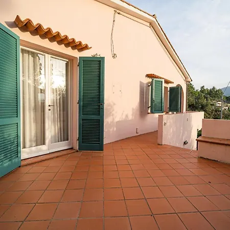Apartment Baia Blu *
